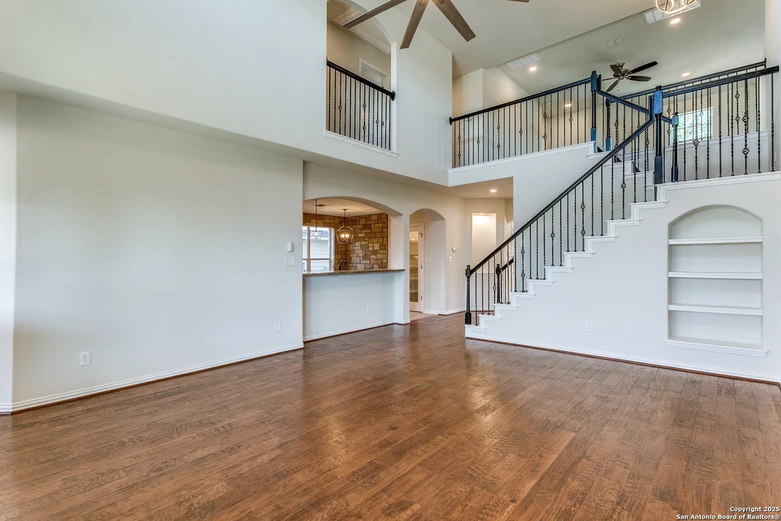 Photo of 7823 Bluebird Haven