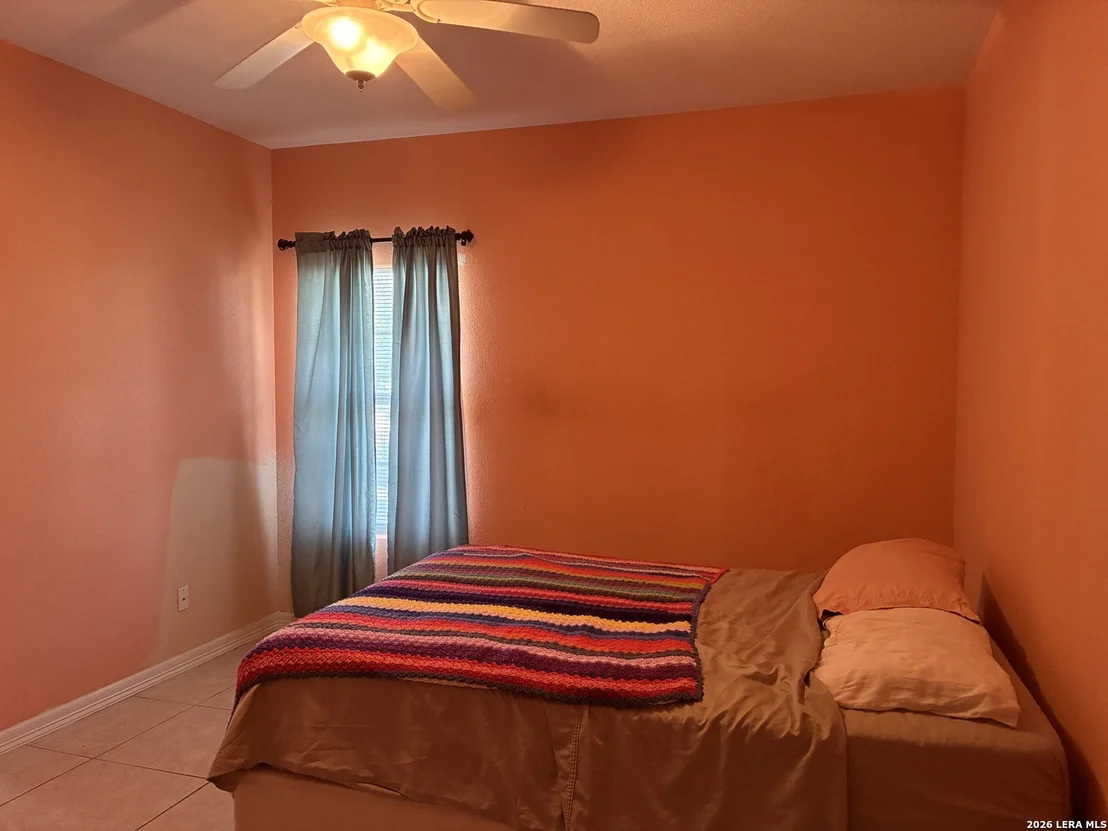Photo of 1234 Zarate