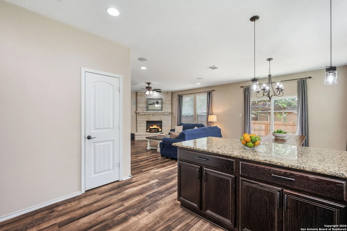 Photo of 165 Rolling Creek