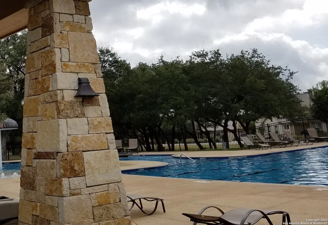 Photo of 5692 COMAL VISTA