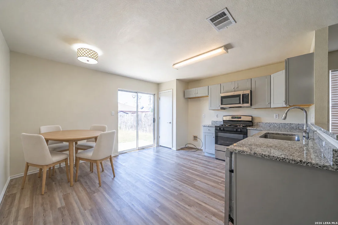 Photo of 8414 Whitebrush