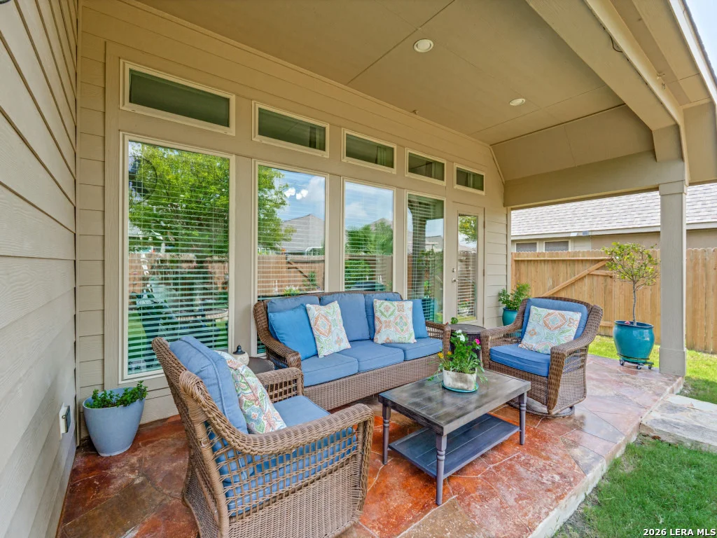 Photo of 2908 GLEN VW