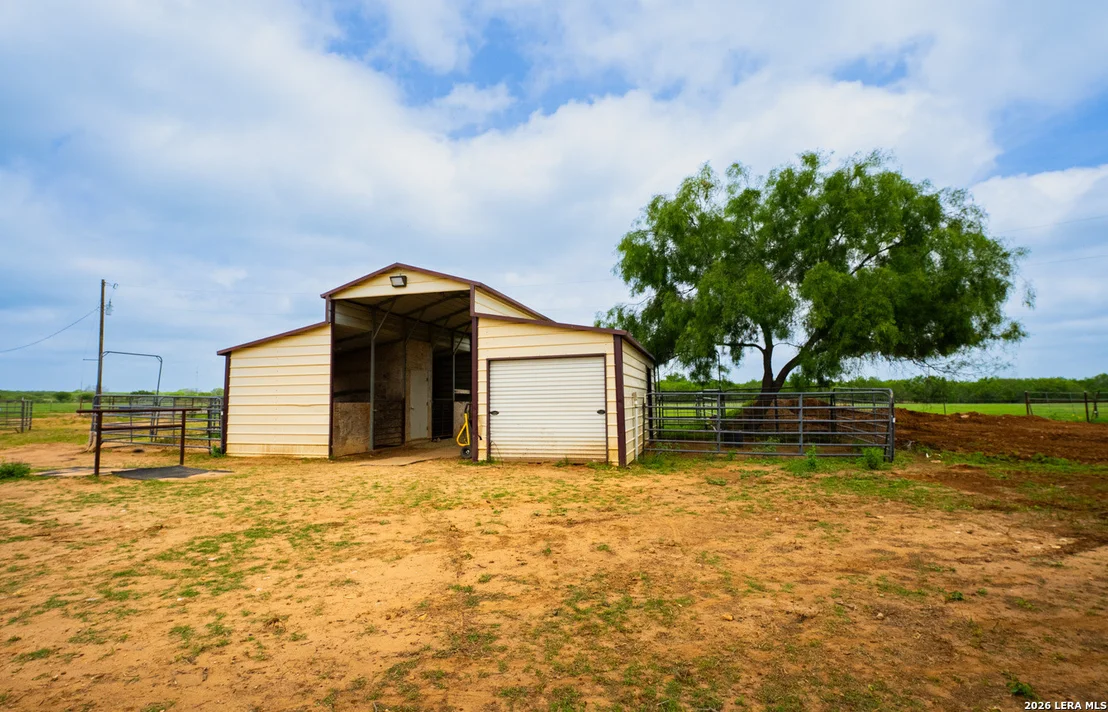 Photo of 366 COUNTY ROAD 2543