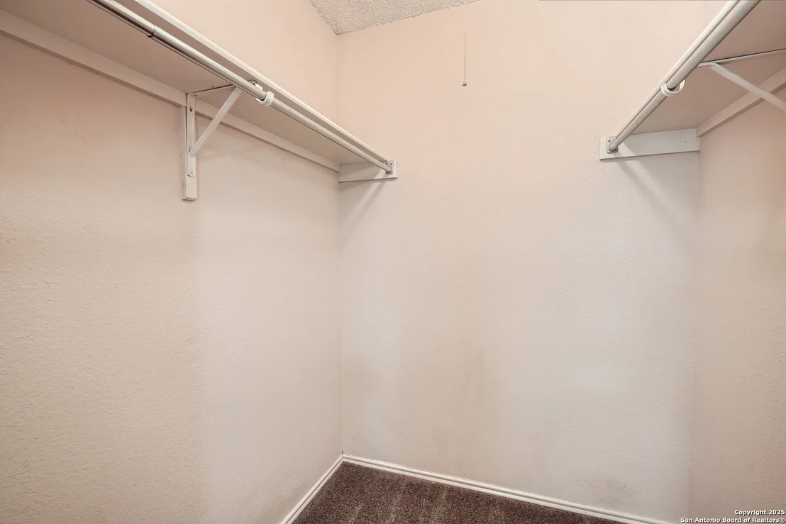 Photo of 7231 FERNVIEW