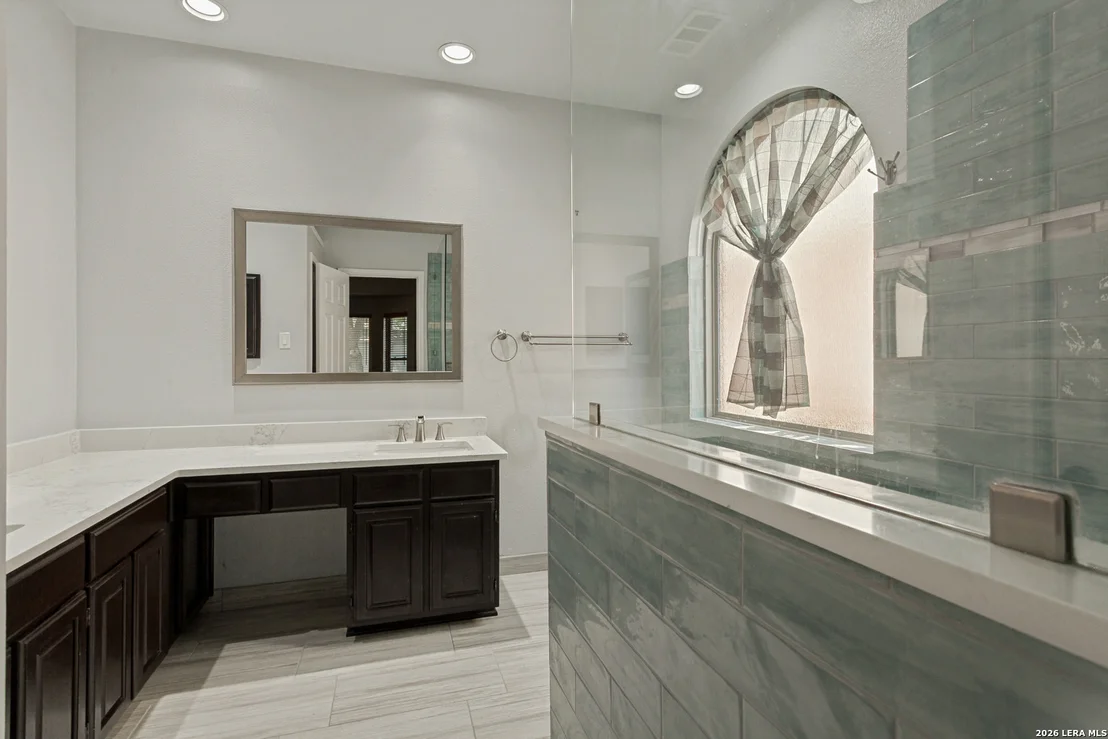 Photo of 15006 Oak Briar