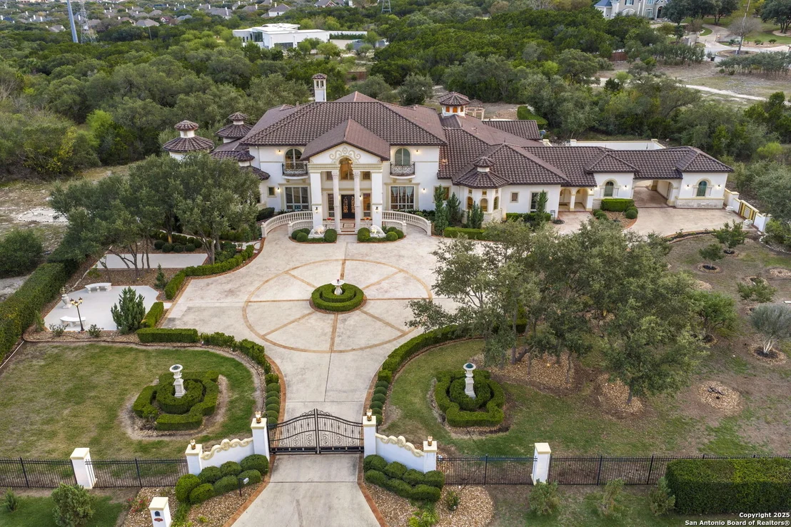 Photo of 1418 Greystone
