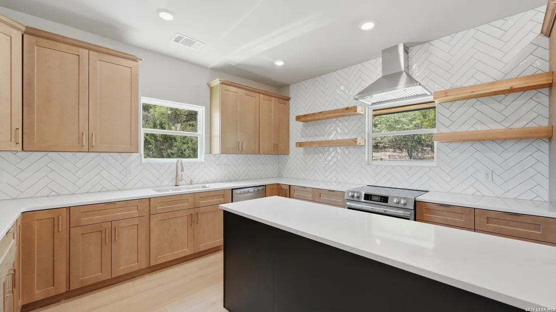 Photo of 1361 PRIMROSE PATH