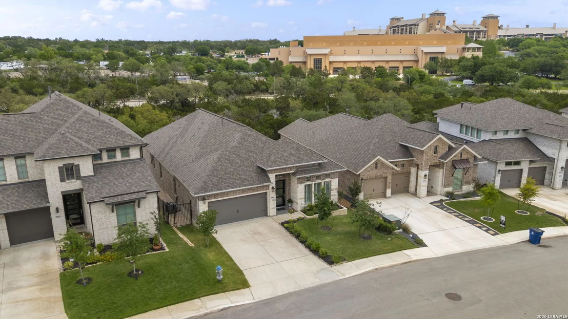 Photo of 24066 Sidehill Lie