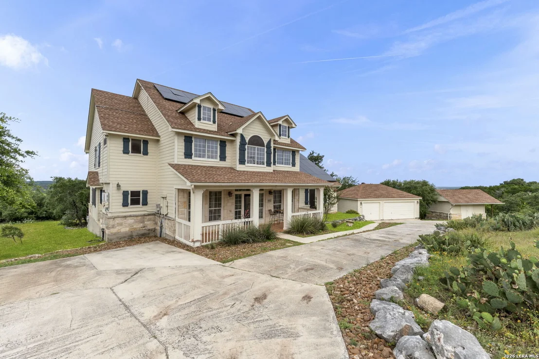 Photo of 1040 County Road 2720