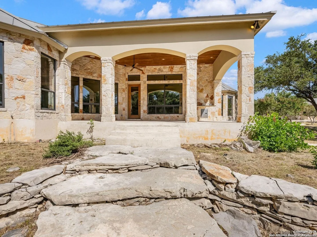 Photo of 34 Concho