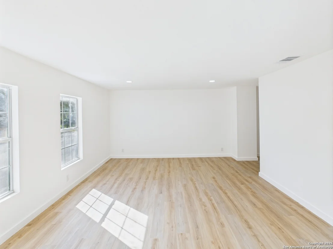 Photo of 7007 Elk Trail