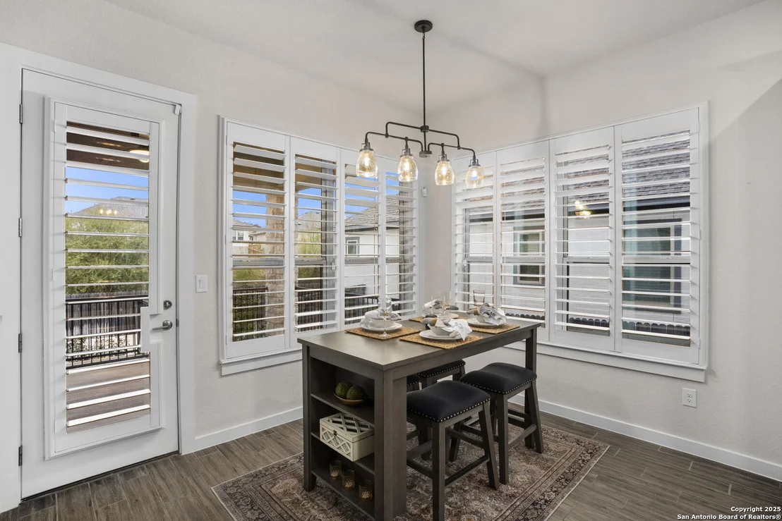 Photo of 3827 Glenellen