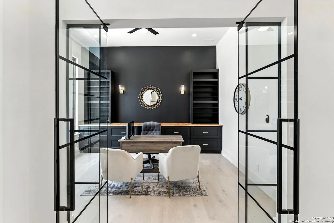 Photo of 10302 Kendall Canyon