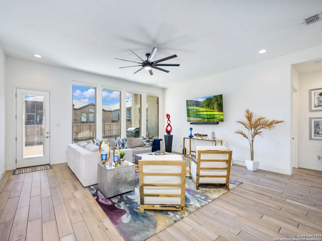 Photo of 9032 Beacon Ridge