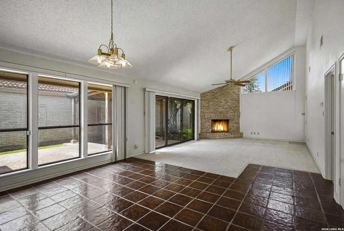 Photo of 3711 HUNTERS CIR