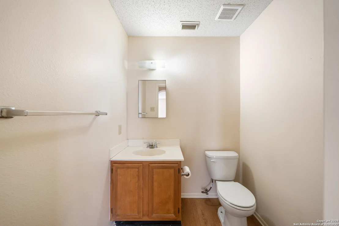 Photo of 21547 Tenore