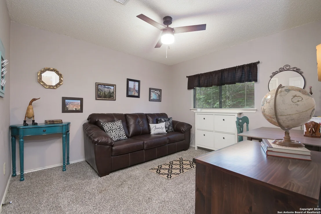 Photo of 21922 KENTON CROFT
