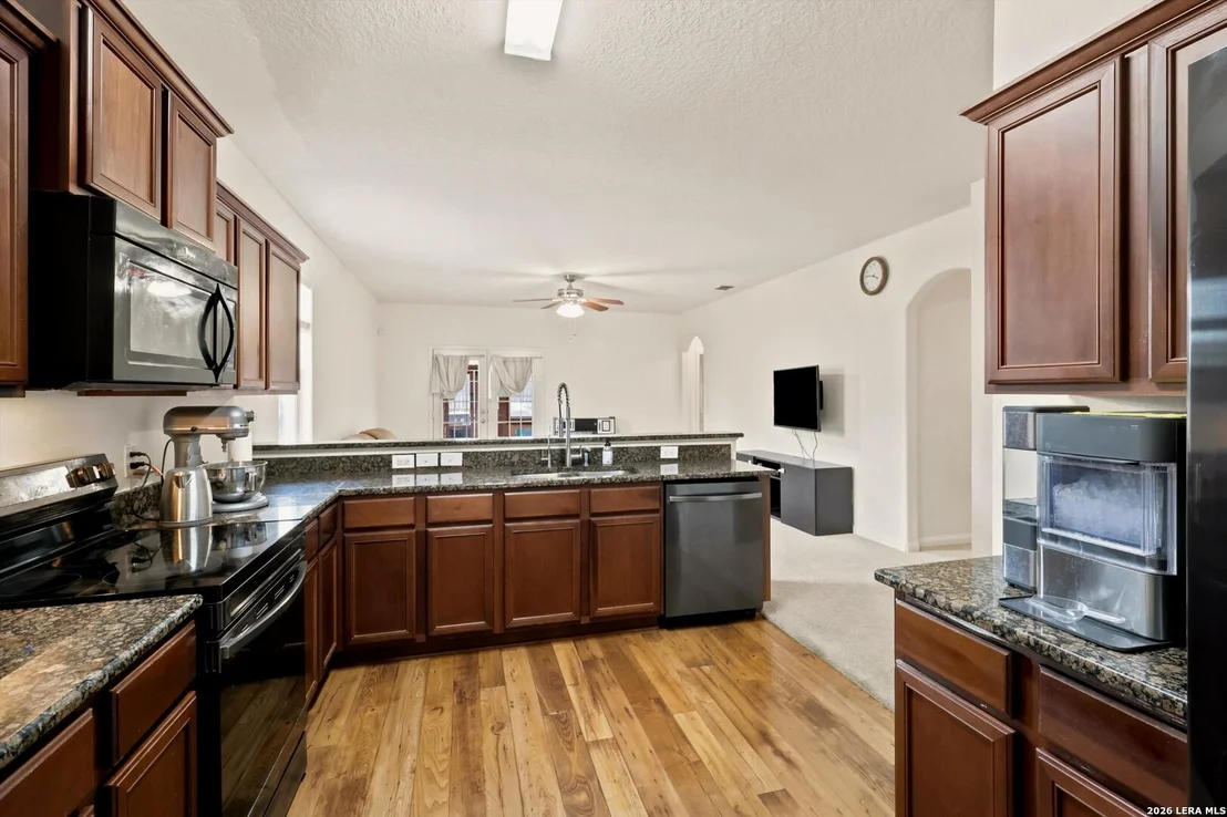 Photo of 6643 Luckey Pine