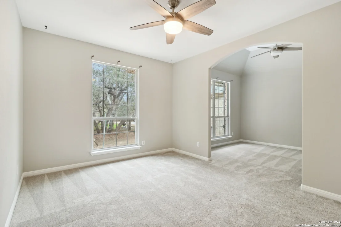 Photo of 605 COUNTY ROAD 2763