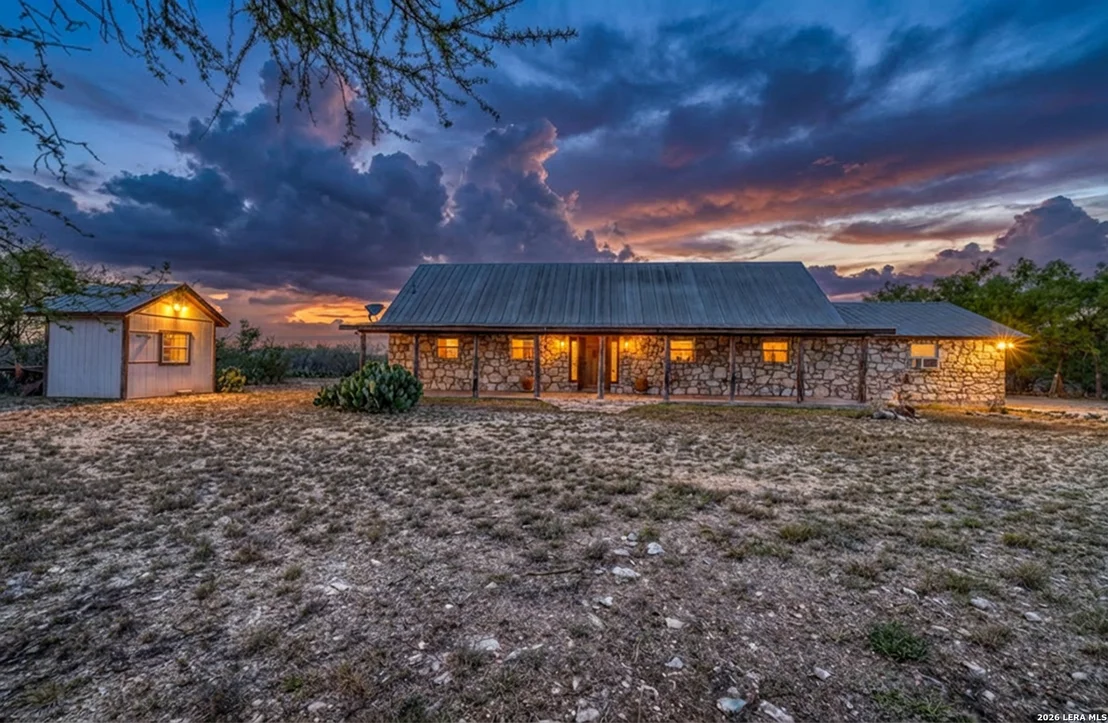Photo of 2292 County Road 400