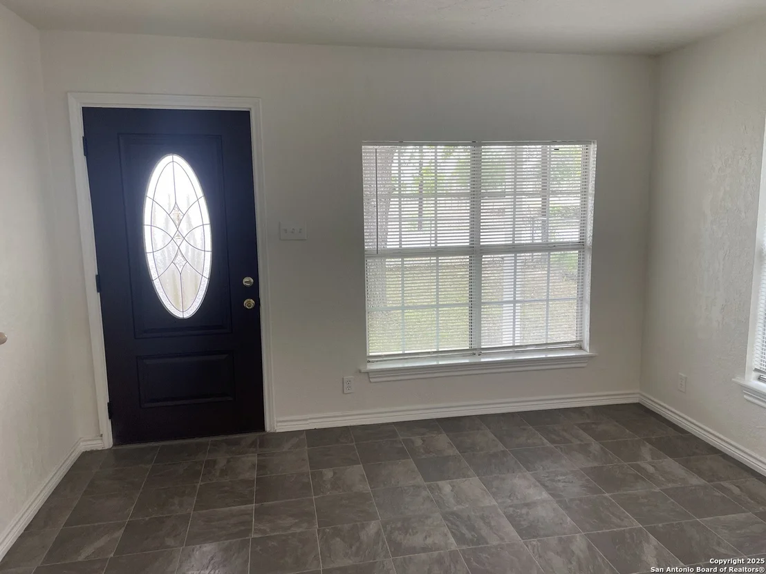 Photo of 605 Avenue M