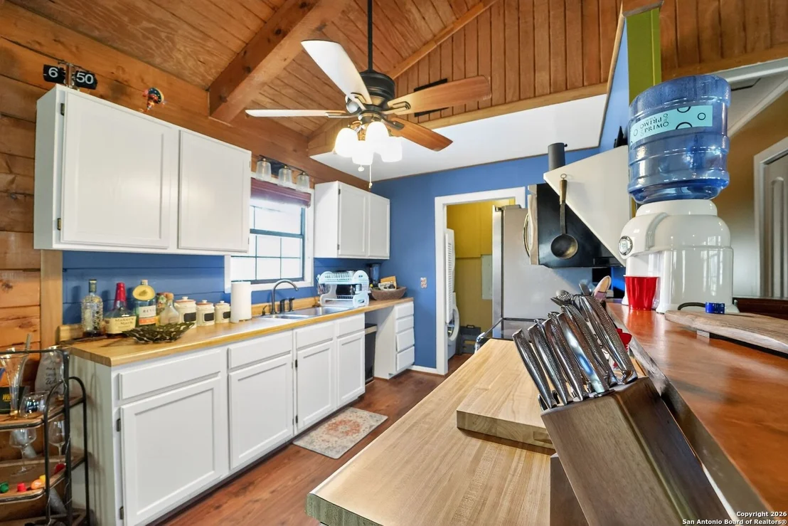 Photo of 648 BLUFFCREEK RD