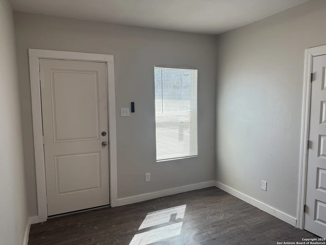Photo of 207 Goodwin