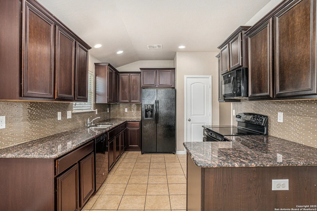 Photo of 732 Spectrum Dr