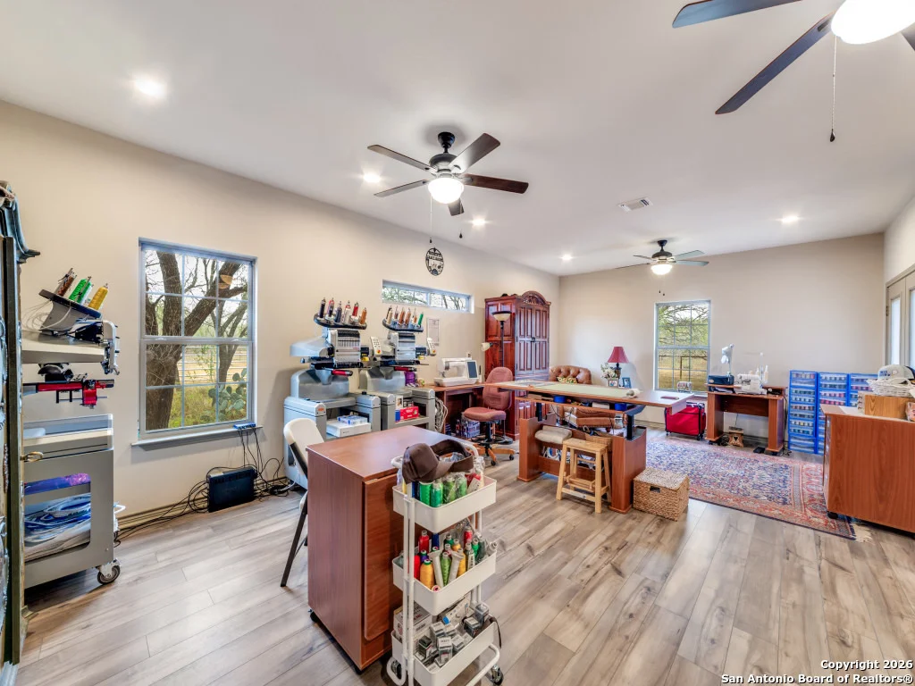 Photo of 6472 Bluntzer Rd