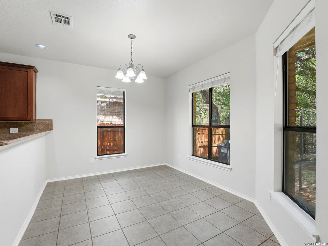 Photo of 5542 Cross Pond