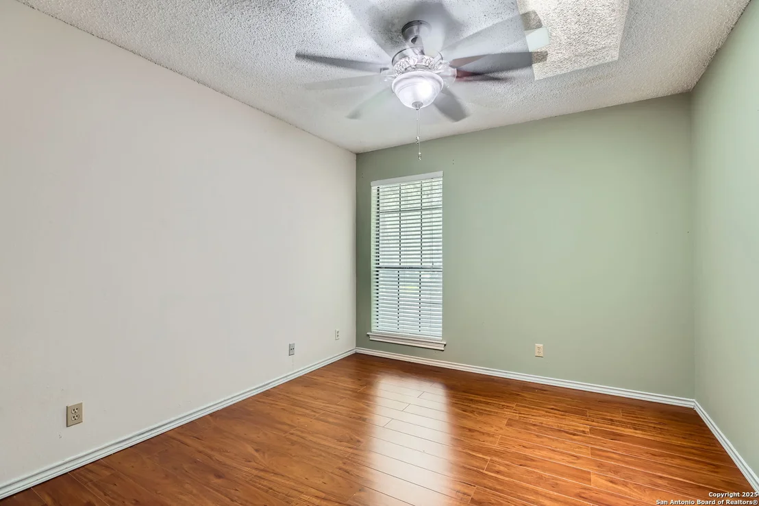 Photo of Unit 68 at 8611 datapoint