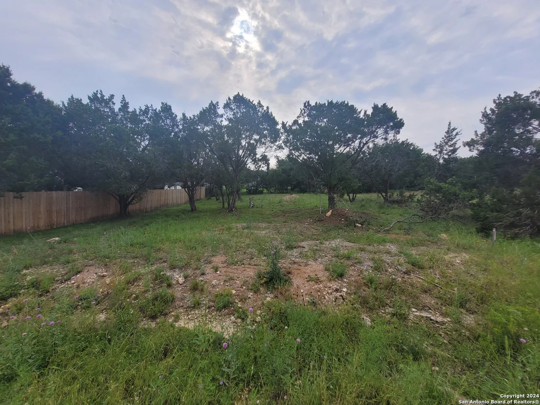 Photo of 324 RIDGEROCK DR