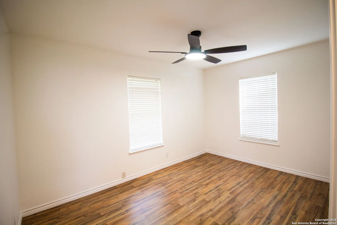 Photo of 2677 Lehman
