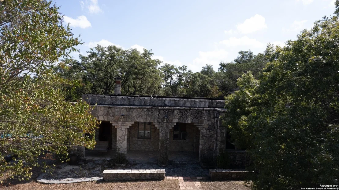 Photo of 24209 SCENIC LOOP RD