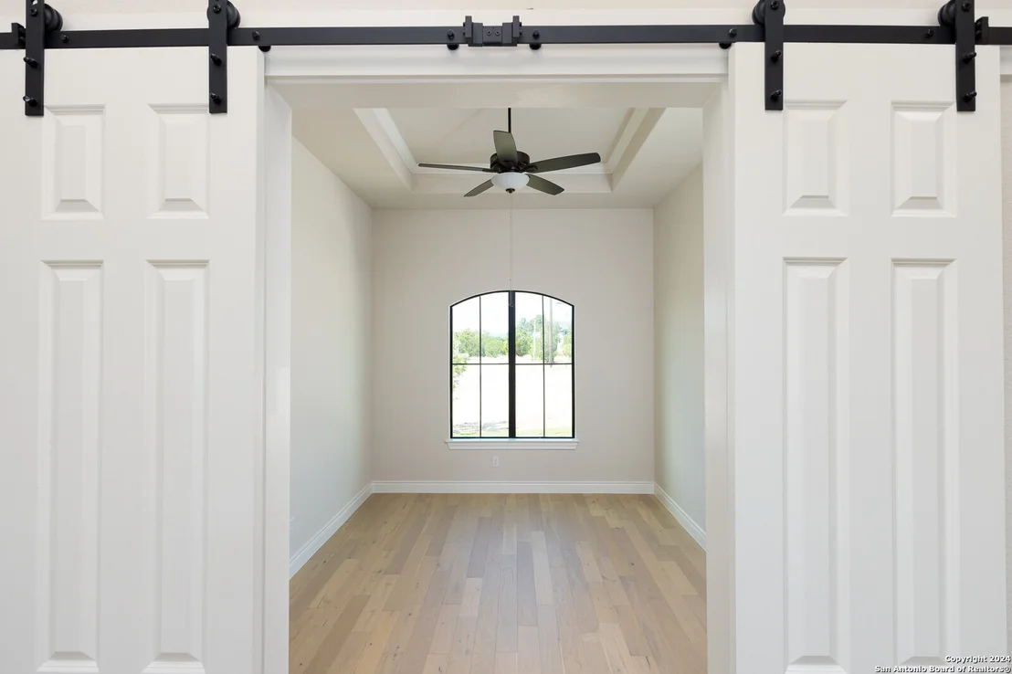 Photo of 335 TOUCAN DR