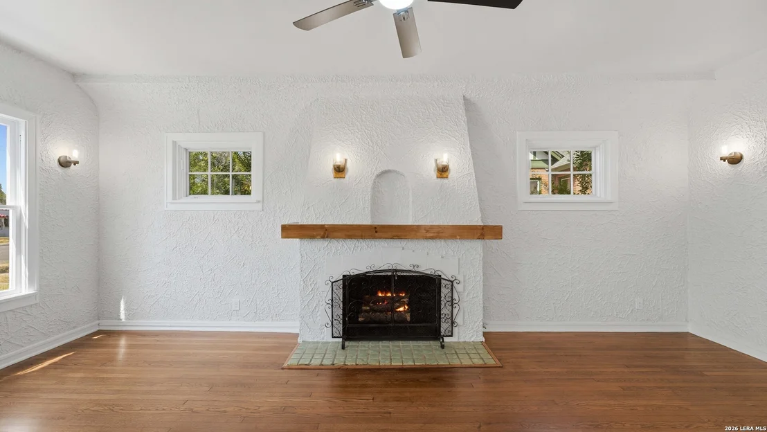 Photo of 237 DONALDSON AVE