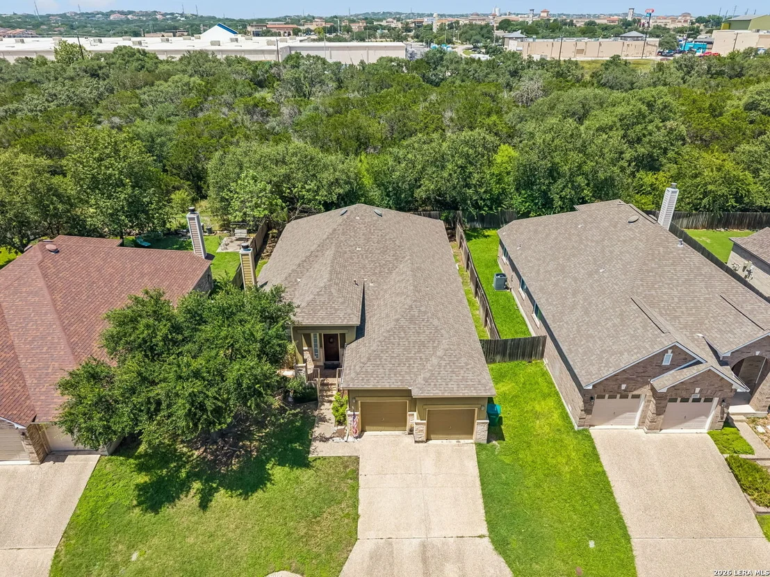 Photo of 1303 BLUFF FOREST