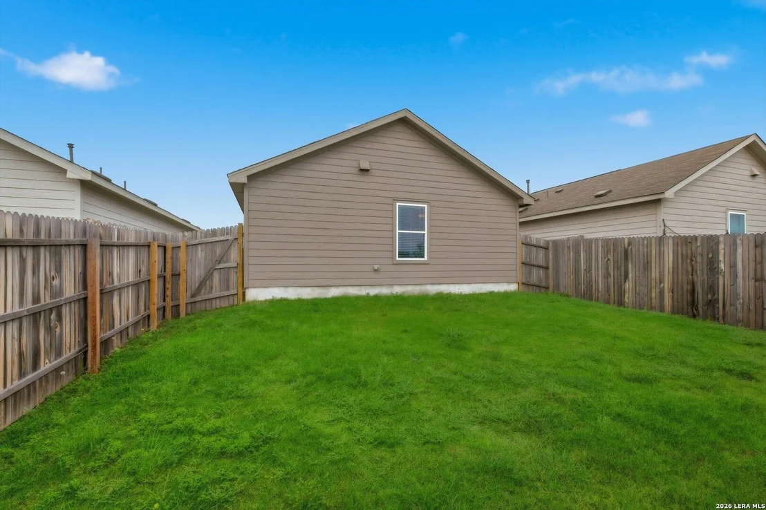 Photo of 13543 Barton Cove