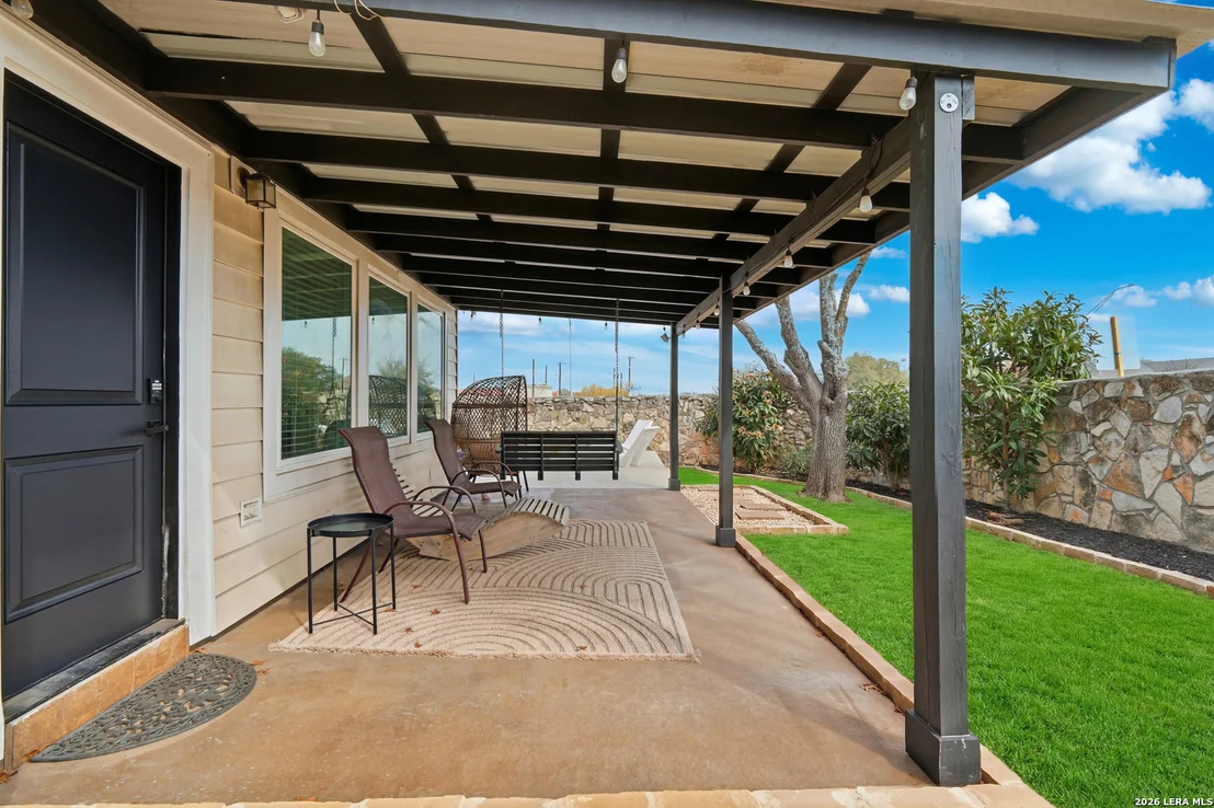 Photo of 602 Lightstone