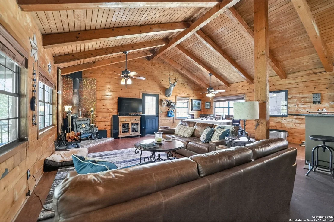 Photo of 648 BLUFFCREEK RD