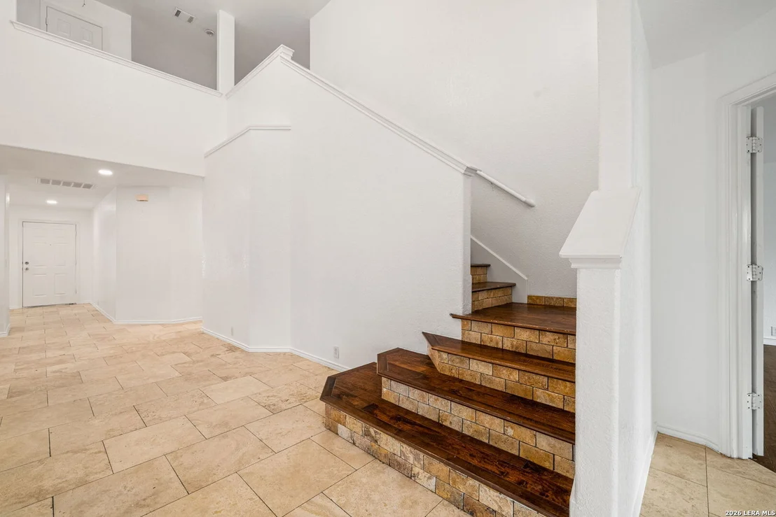 Photo of 9027 Timber Laurel