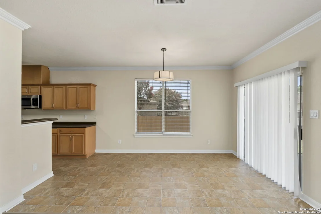 Photo of 213 Springtree Parkway