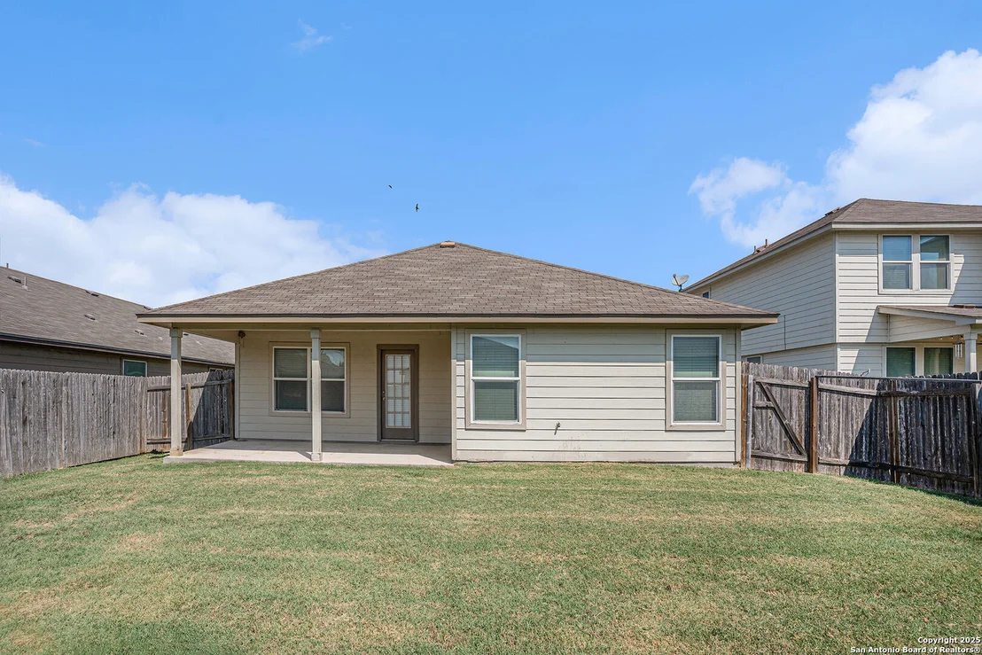 Photo of 732 Spectrum Dr