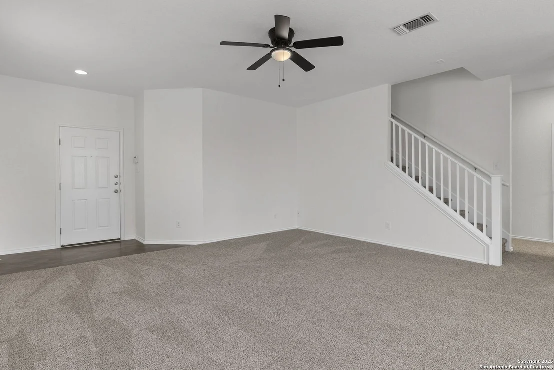 Photo of 3917 Legend Pond