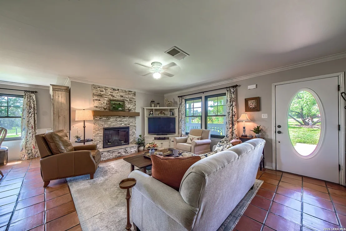 Photo of 610 County Road 342