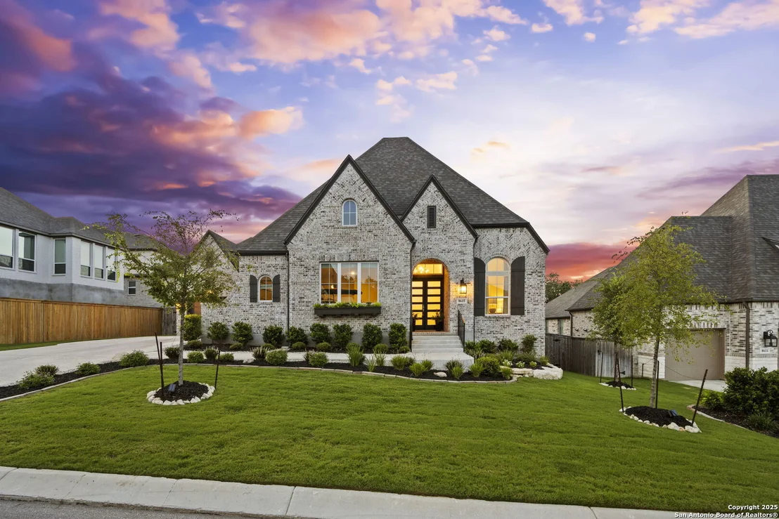 Photo of 8615 Shady Gate