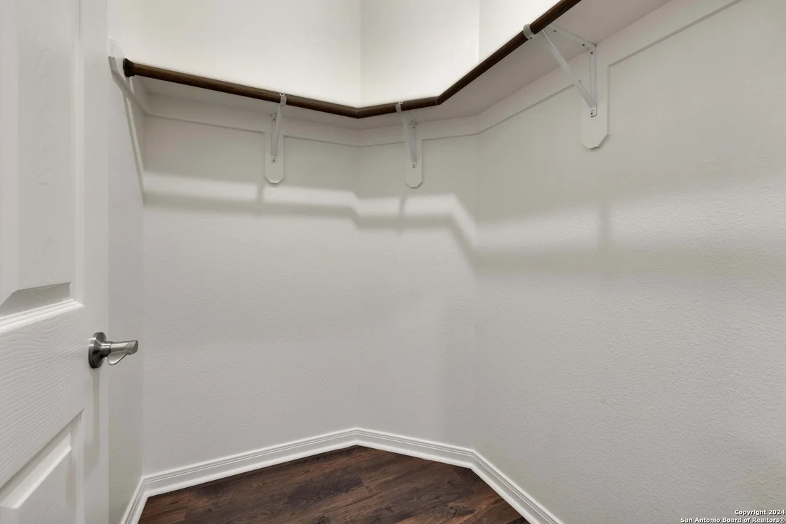 Photo of 507 PRECIOUS DR