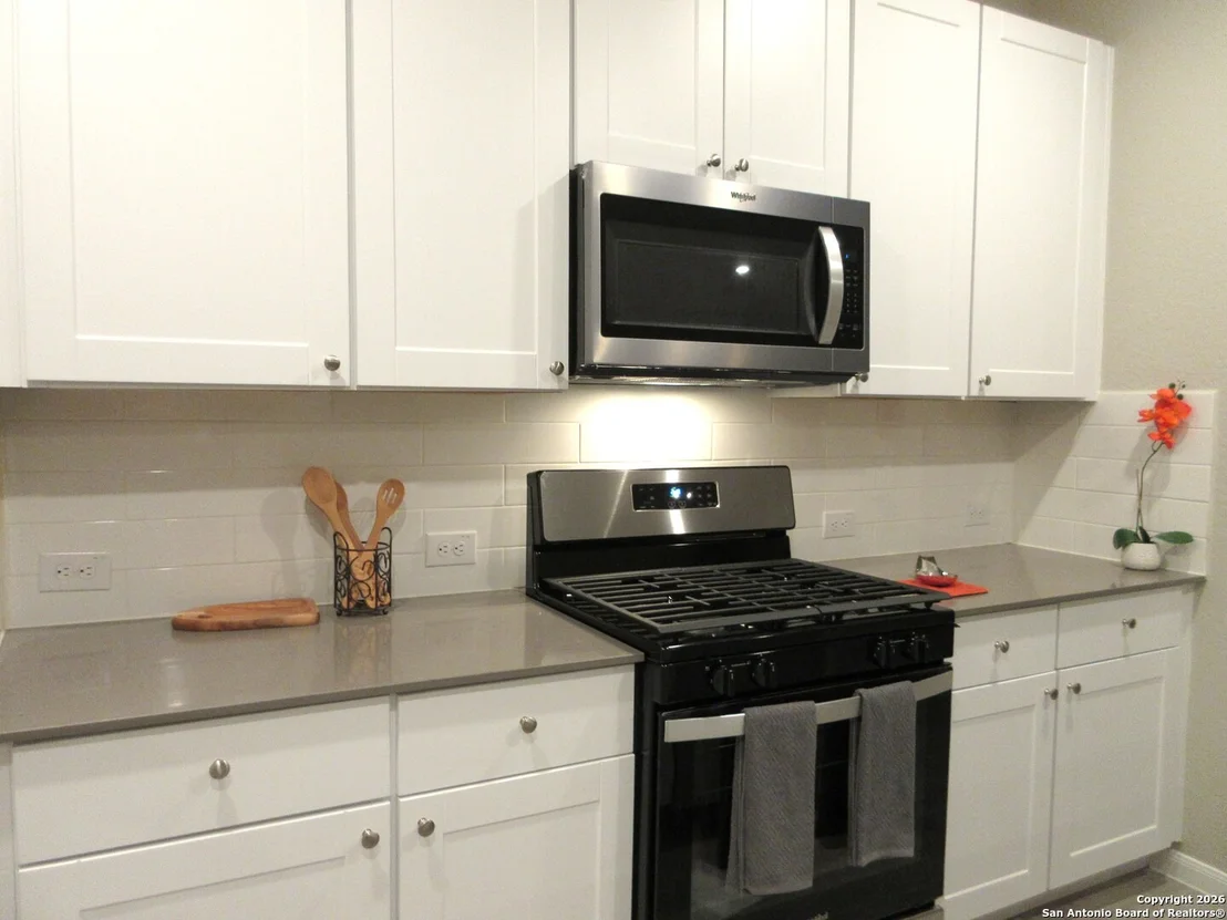 Photo of 6058 Cerulean