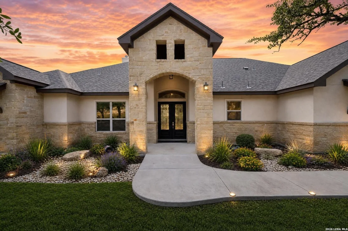 Photo of 2326 Cascada Pkwy