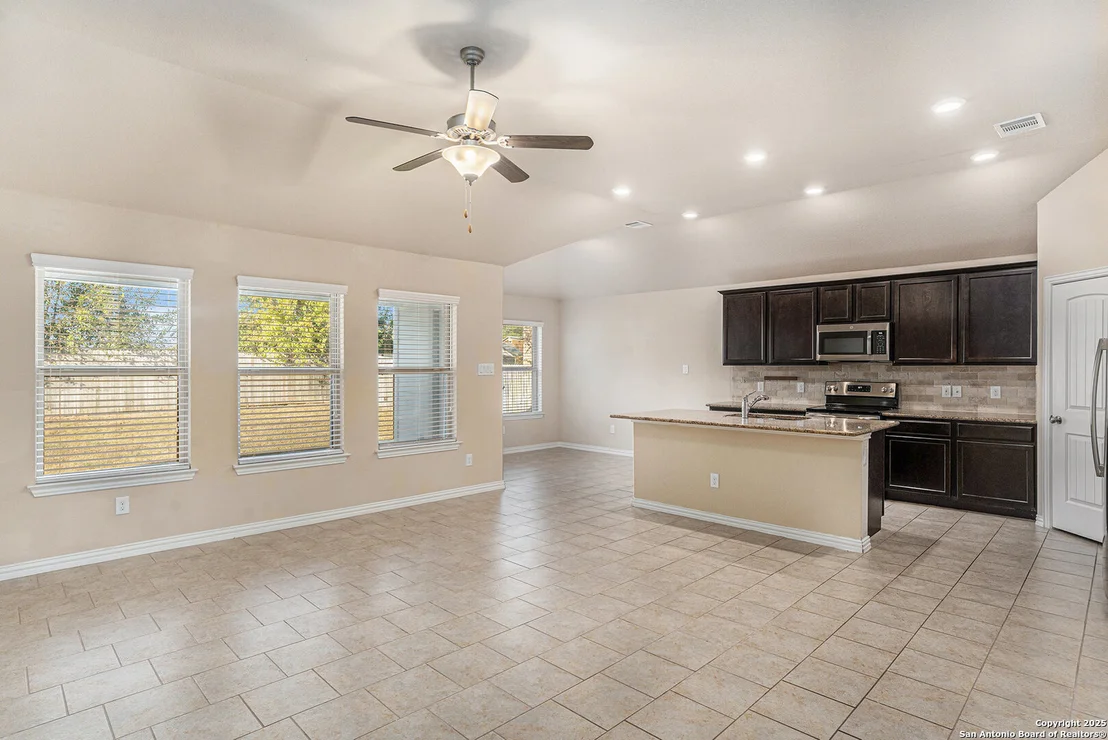 Photo of 466 Meadow Wind